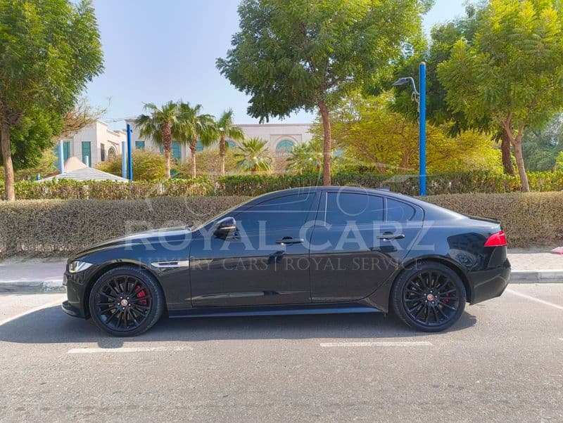 Jaguar XE Sports IMG side